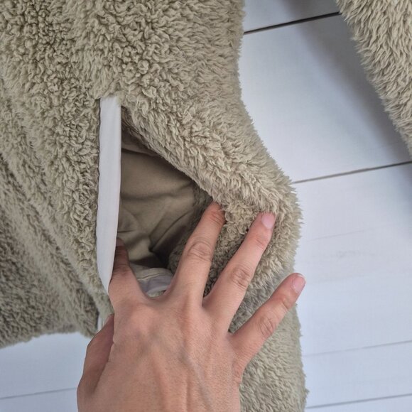 Patagonia Womens Tan Fleece Full-Zip Jacket L Soft Warm Wear - Picture 4 of 8